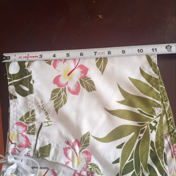 Vintage Hawaian Floral Monstera Leaf Print Lace Tie Up Velcro Close Board Shorts - Picture 6 of 6